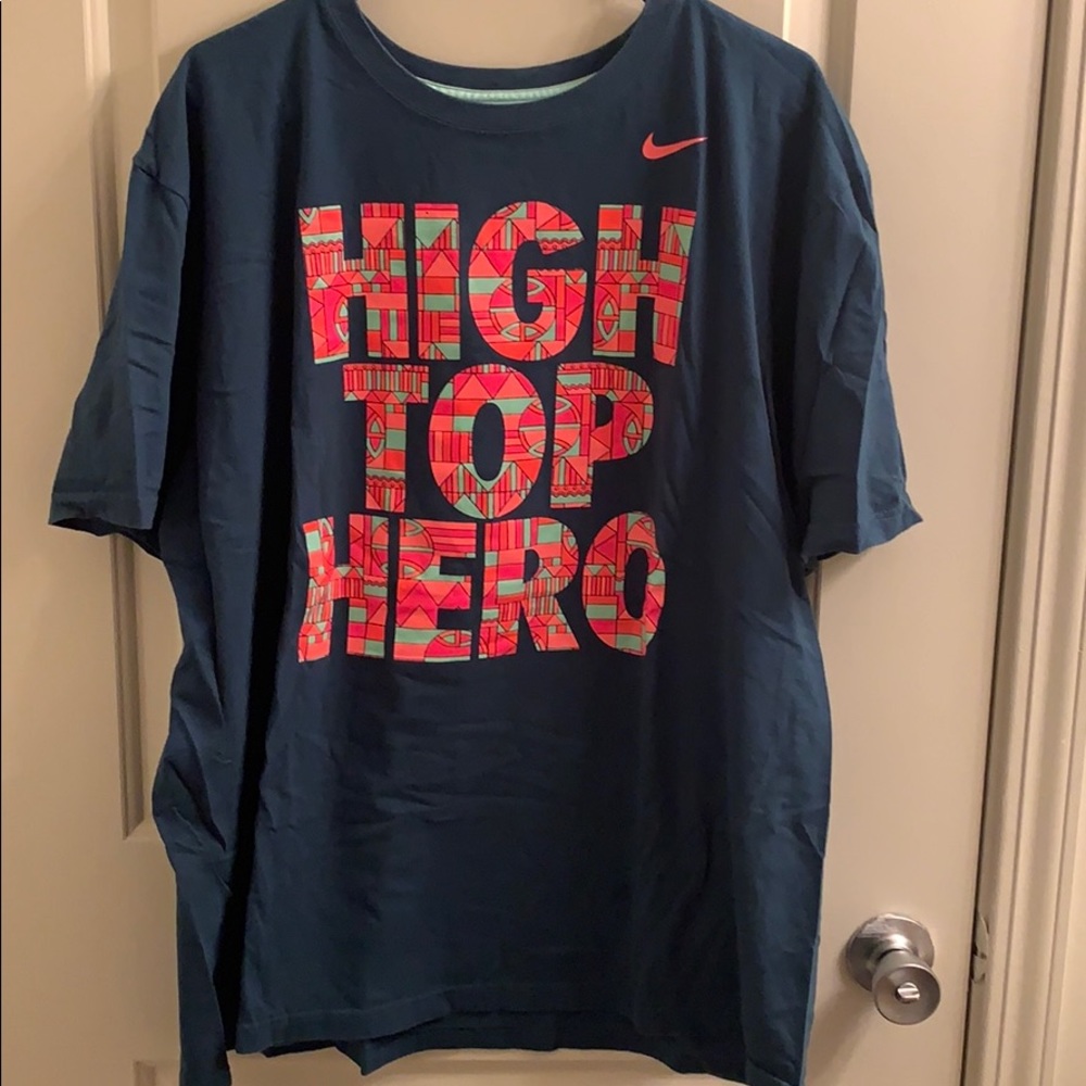 Nike T-shirt